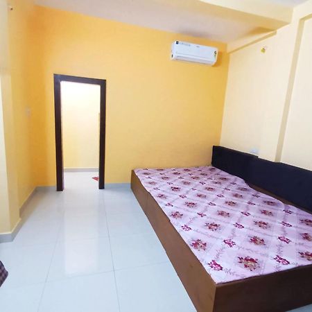 Anand Yatri Grah - Home Stay, Удджайн Экстерьер фото