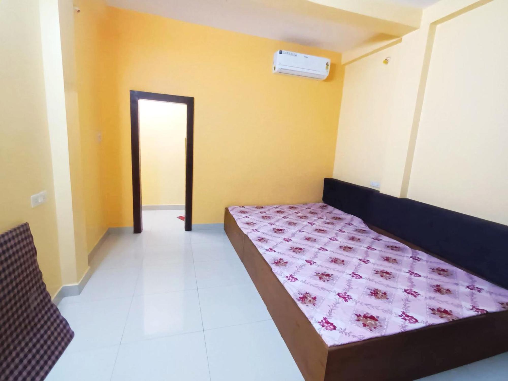 Anand Yatri Grah - Home Stay, Удджайн Экстерьер фото