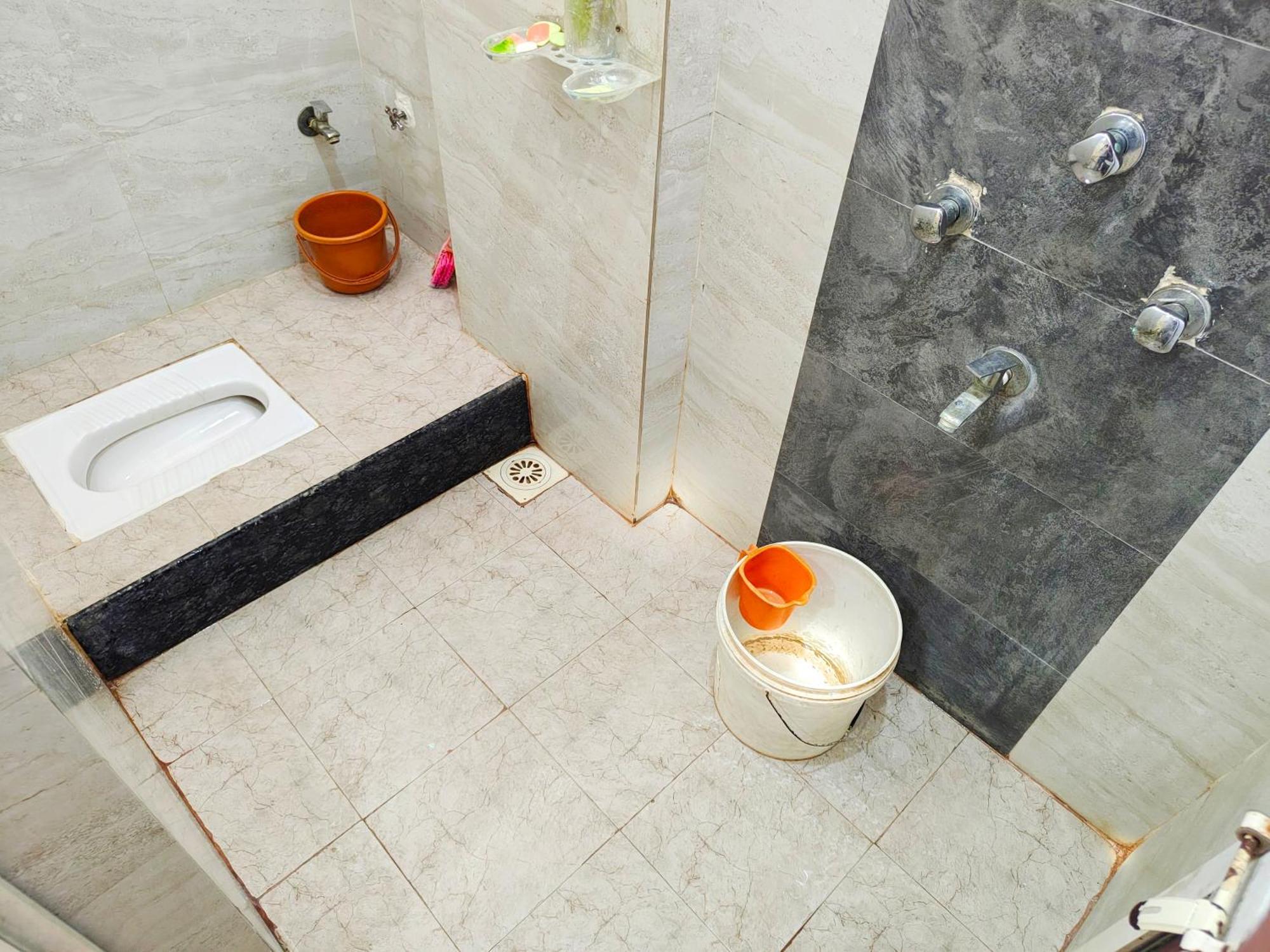 Anand Yatri Grah - Home Stay, Удджайн Экстерьер фото