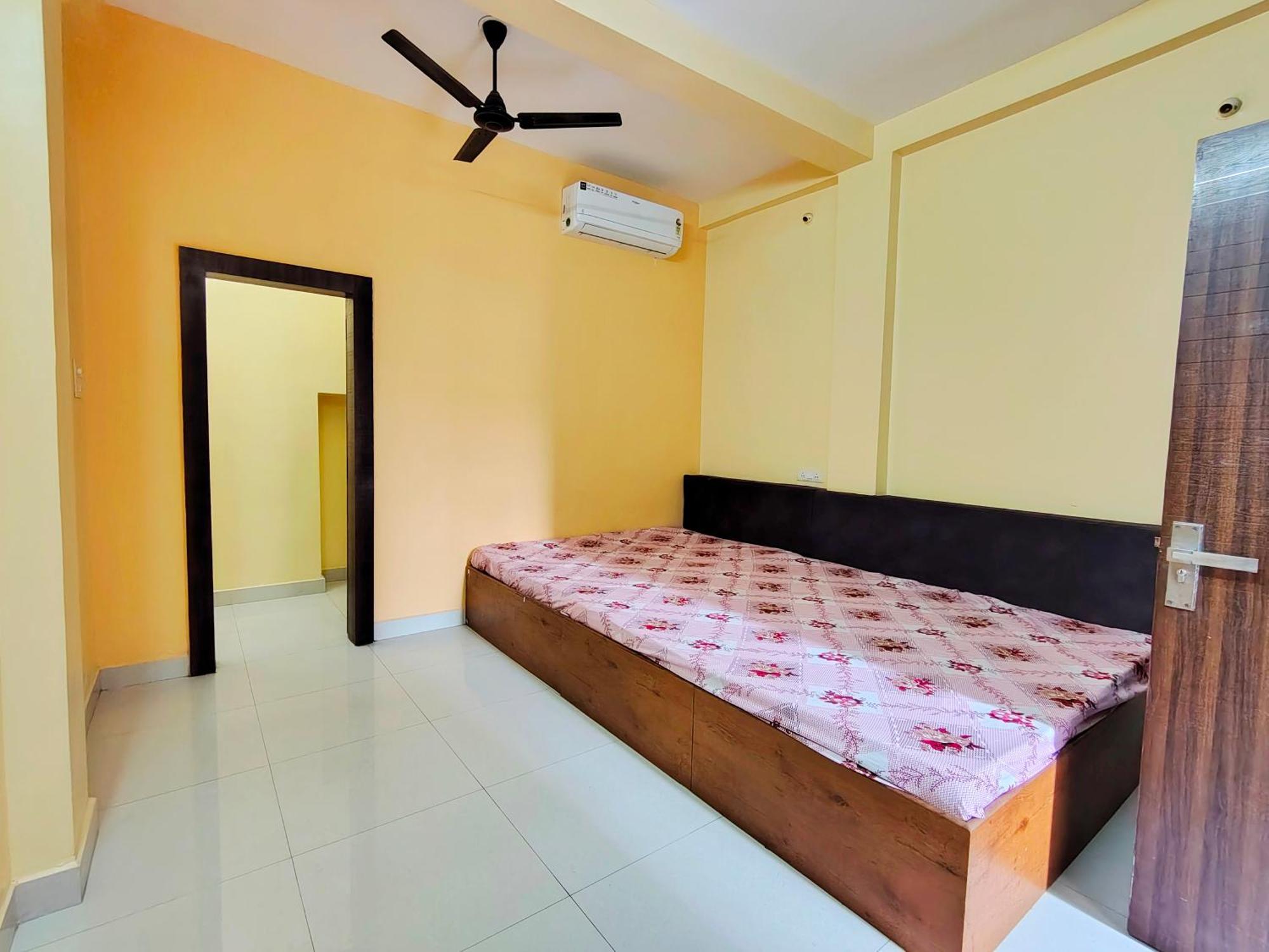 Anand Yatri Grah - Home Stay, Удджайн Экстерьер фото